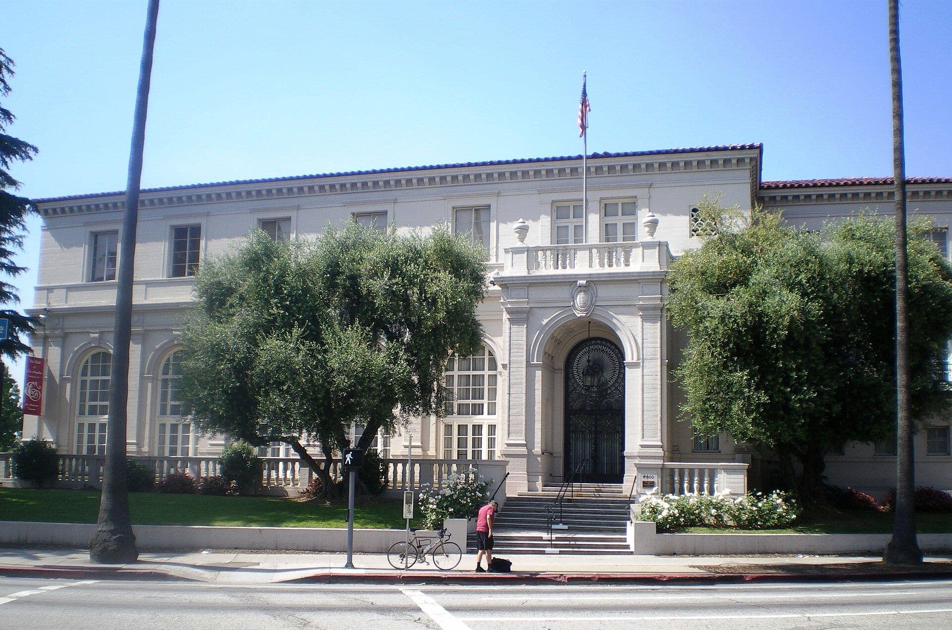 Exterior of the Ebell of Los Angeles clubhouse building on Wilshire Boulevard in Mid-City, Los Angeles.
